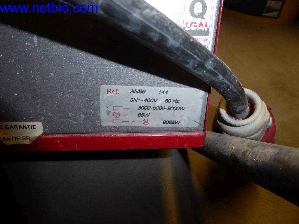 Dobře udržované stroje z oblasti interiérového designu a stavebnictví-2