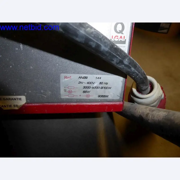 Dobře udržované stroje z oblasti interiérového designu a stavebnictví-2