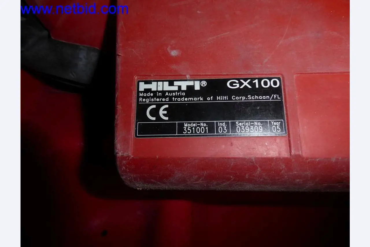 Dobře udržované stroje z oblasti interiérového designu a stavebnictví-2