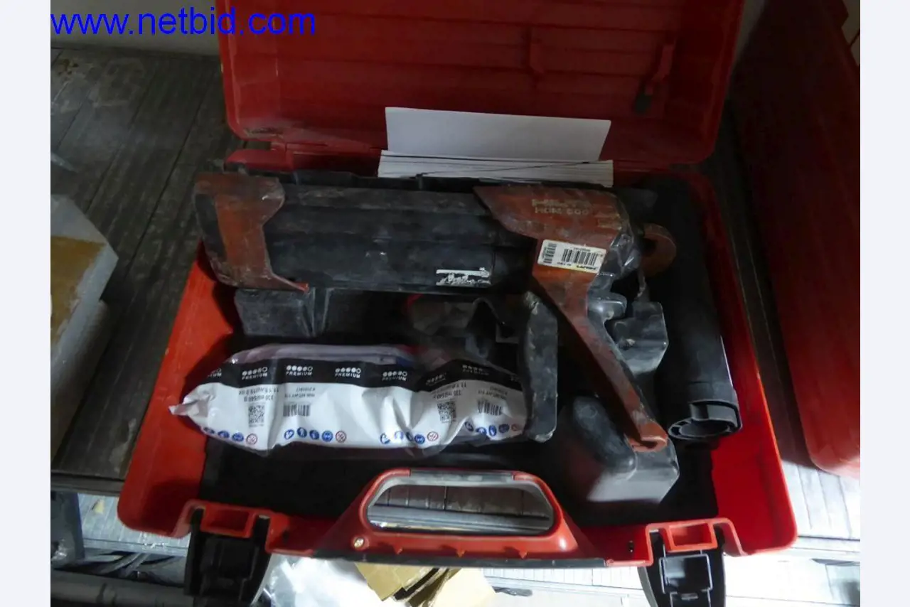 Dobře udržované stroje z oblasti interiérového designu a stavebnictví-1