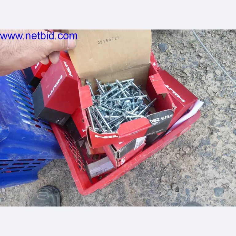 Dobrze utrzymane maszyny z sektora projektowania wnętrz i budownictwa-6