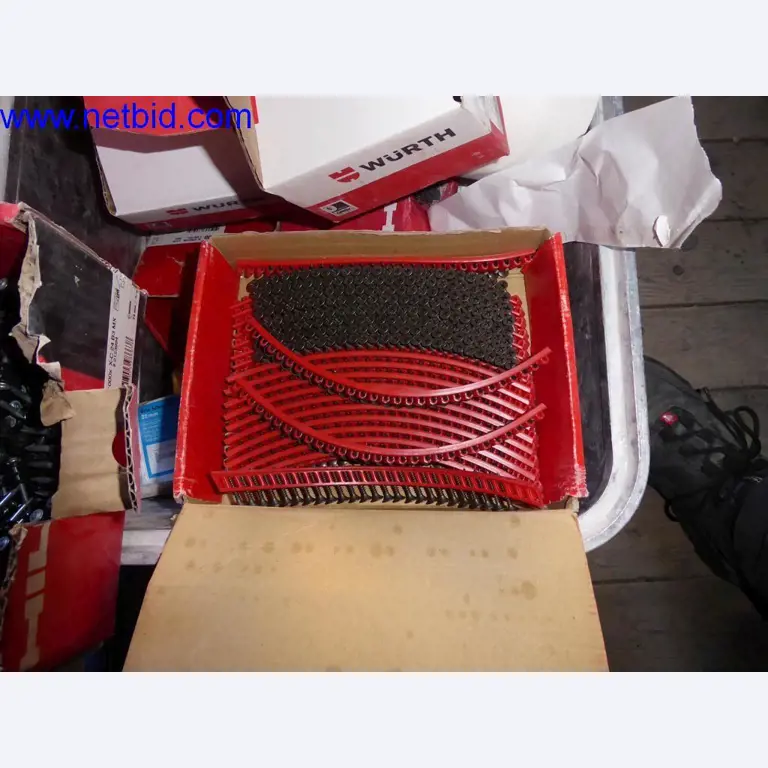 Dobrze utrzymane maszyny z sektora projektowania wnętrz i budownictwa-8