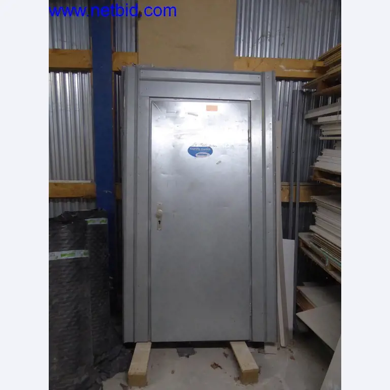 Dobře udržované stroje z oblasti interiérového designu a stavebnictví-1