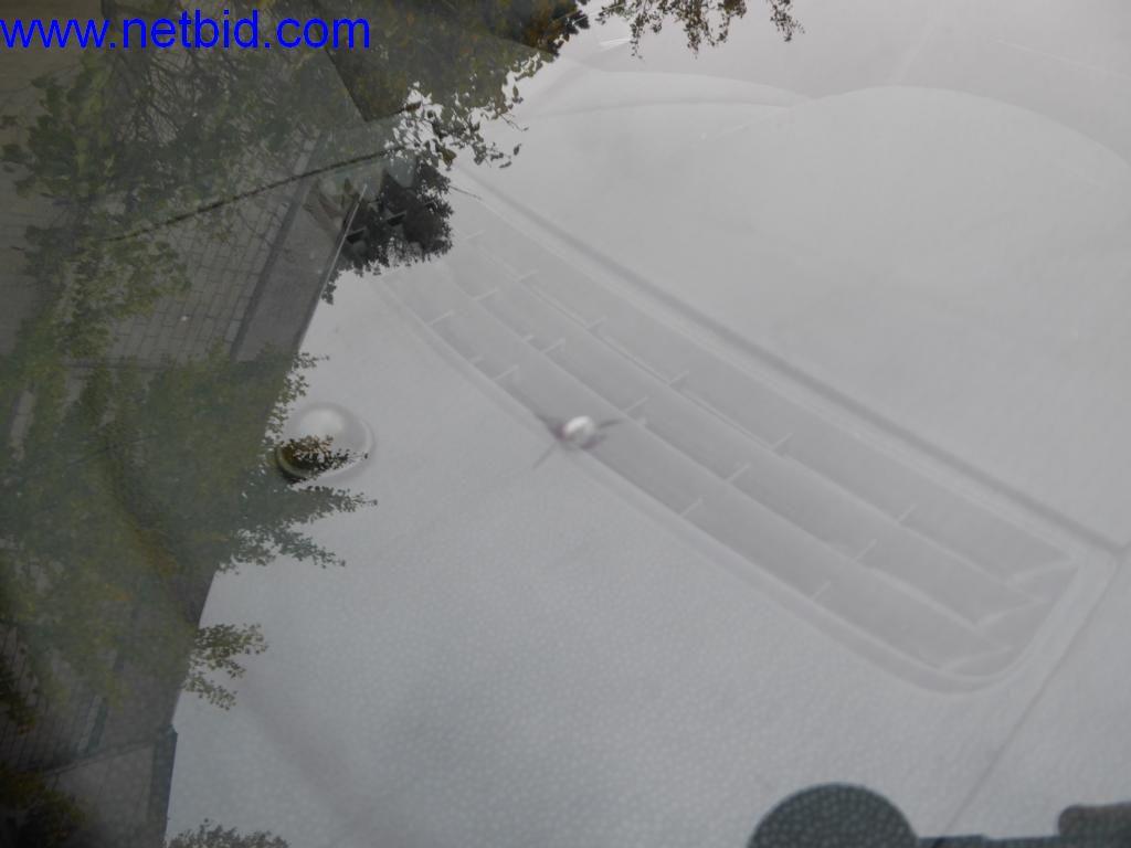 Máquinas en buen estado del sector del diseño de interiores y la construcción-15