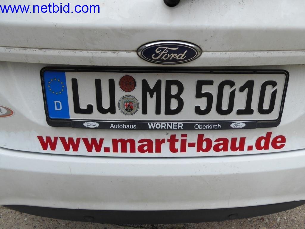 Máquinas en buen estado del sector del diseño de interiores y la construcción-5