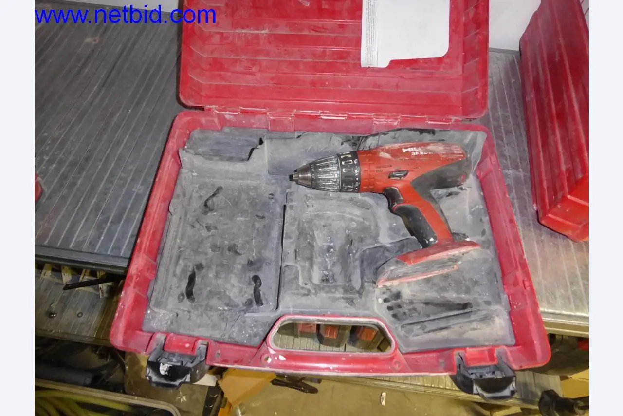 Dobře udržované stroje z oblasti interiérového designu a stavebnictví-1