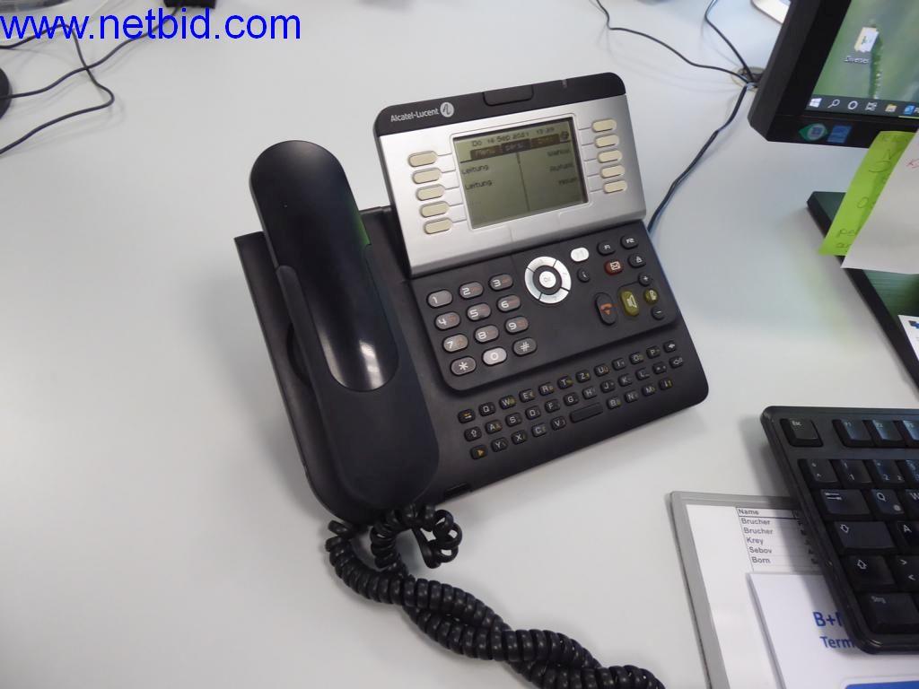 Máquinas en buen estado del sector del diseño de interiores y la construcción-2