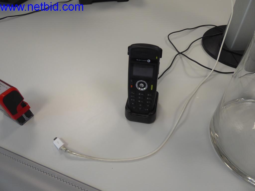 Máquinas en buen estado del sector del diseño de interiores y la construcción-3