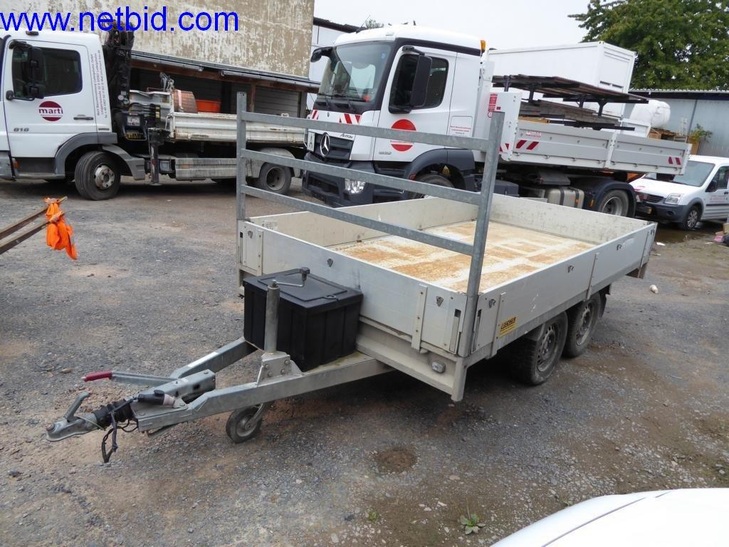 Máquinas en buen estado del sector del diseño de interiores y la construcción-4