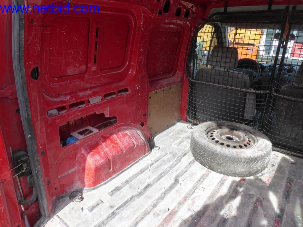 Dobrze utrzymane maszyny z sektora projektowania wnętrz i budownictwa-4