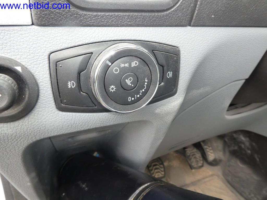 Máquinas en buen estado del sector del diseño de interiores y la construcción-10