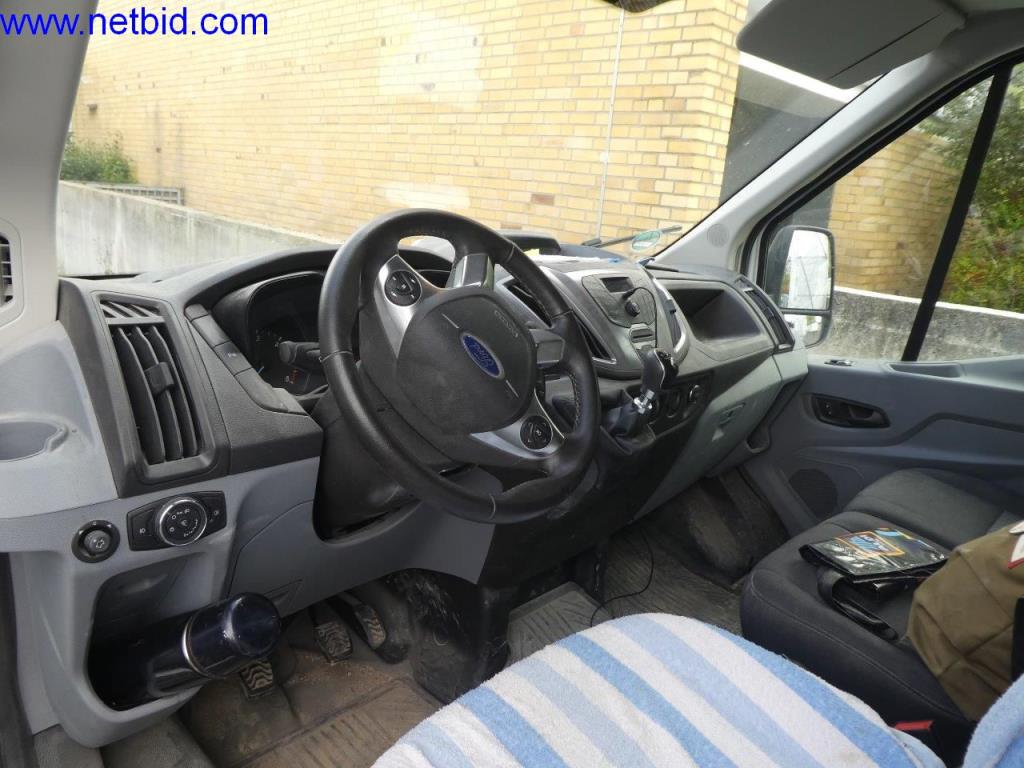 Máquinas en buen estado del sector del diseño de interiores y la construcción-5