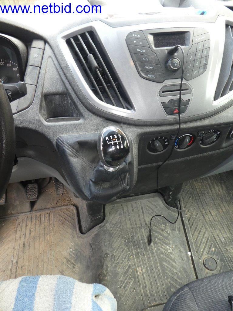 Máquinas en buen estado del sector del diseño de interiores y la construcción-7