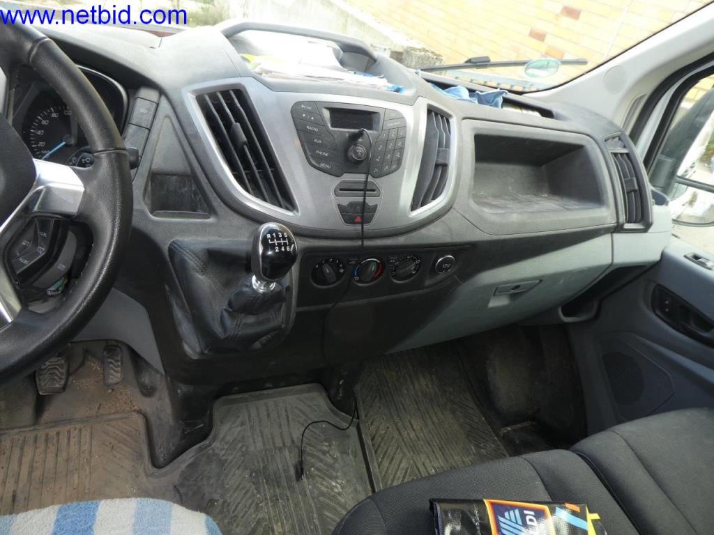 Máquinas en buen estado del sector del diseño de interiores y la construcción-8