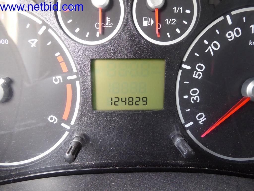 Máquinas en buen estado del sector del diseño de interiores y la construcción-13