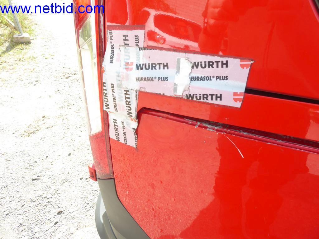 Máquinas en buen estado del sector del diseño de interiores y la construcción-12