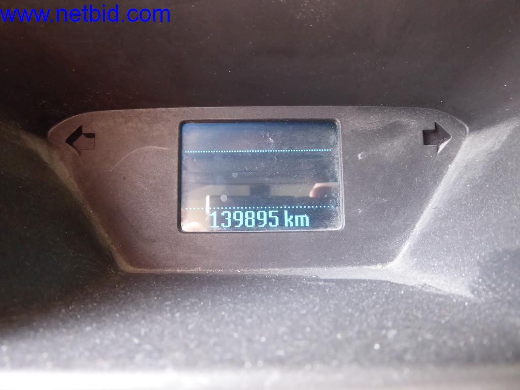 Máquinas en buen estado del sector del diseño de interiores y la construcción-3