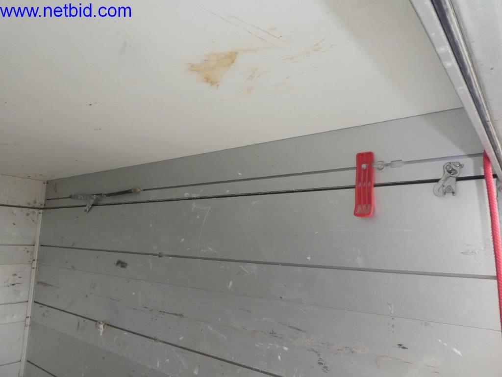 Máquinas en buen estado del sector del diseño de interiores y la construcción-7