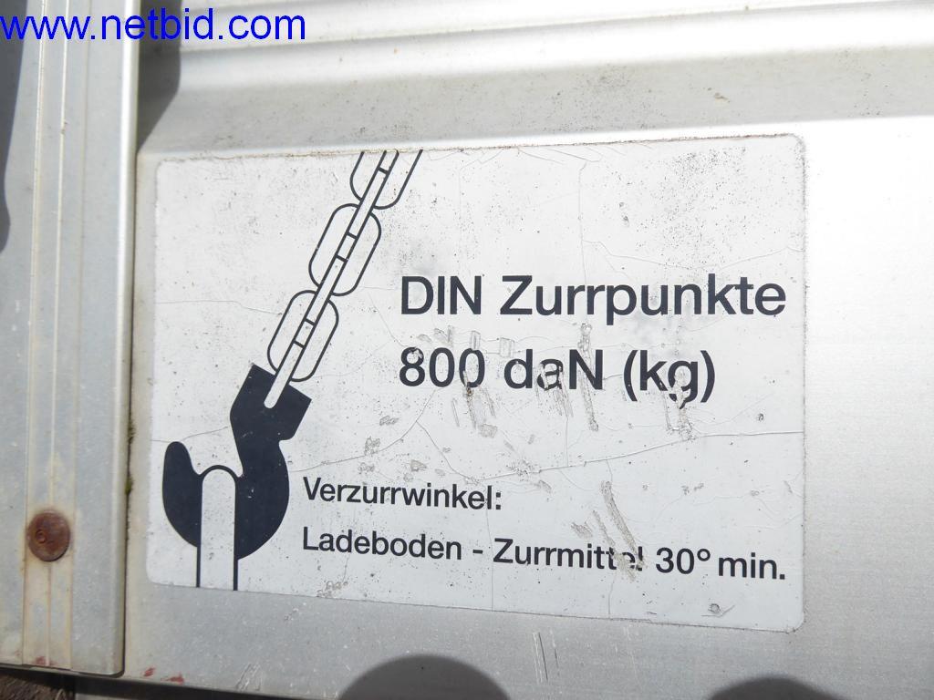 Dobro vzdrževani stroji iz sektorja notranjega oblikovanja in gradbeništva-11