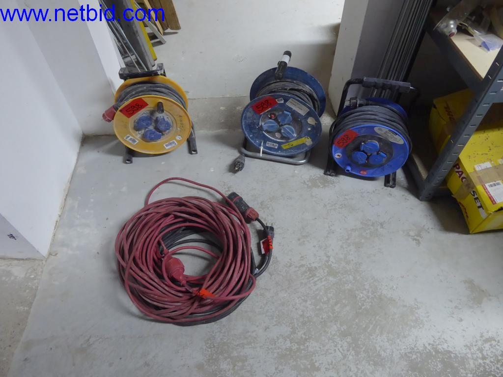 Well-maintained machines from the field of interior finishing and building trade-1