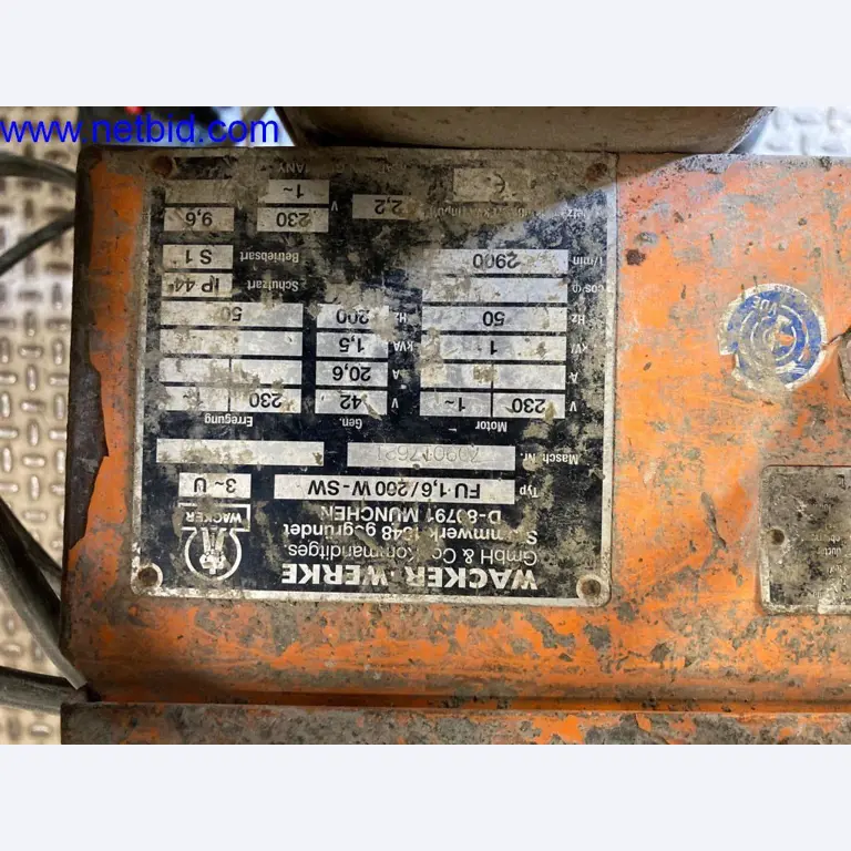 Gradbeni stroji, vozila, pisarniška oprema, pisarniški zabojniki-2