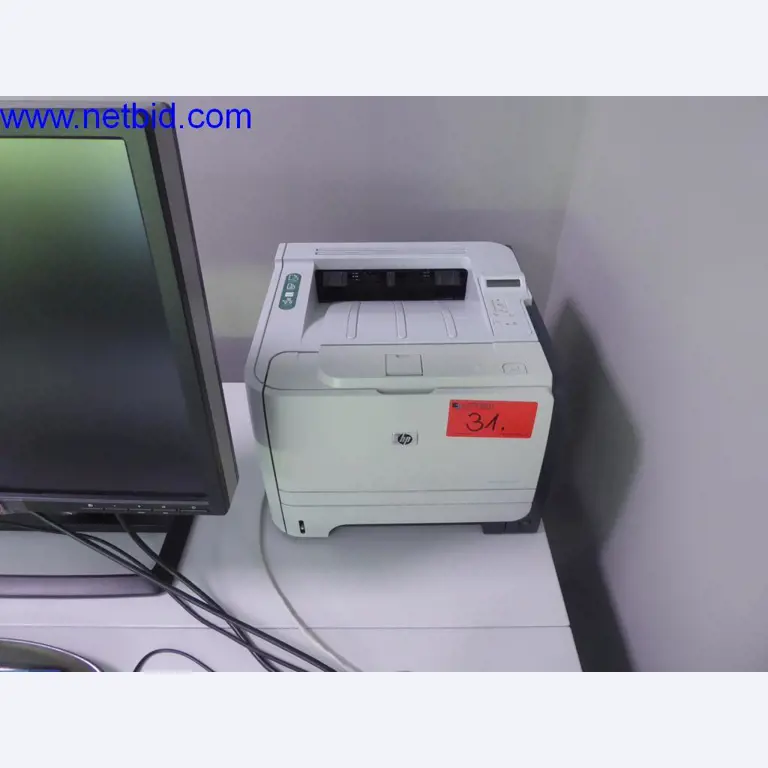 Maszyny budowlane, pojazdy, sprzęt biurowy, kontenery biurowe-1