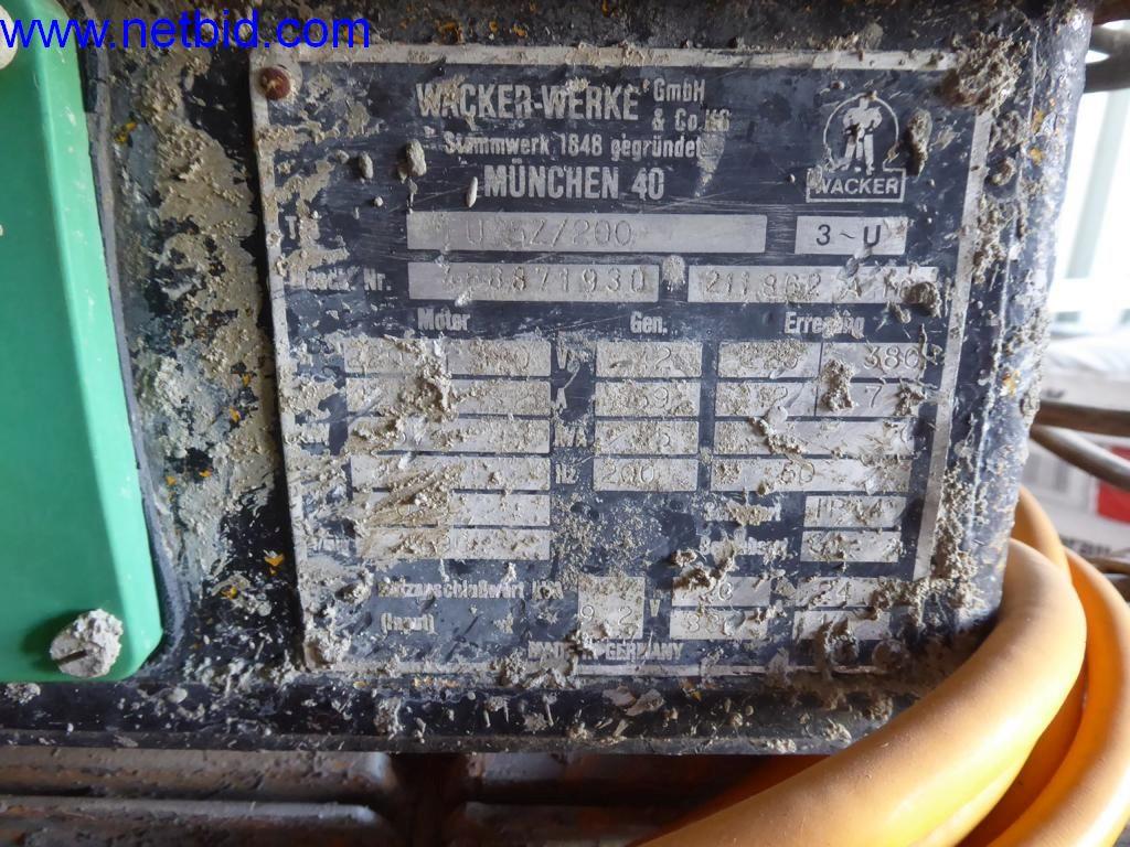 Stavební stroje, vozidla, kancelářské vybavení, kancelářské kontejnery-2