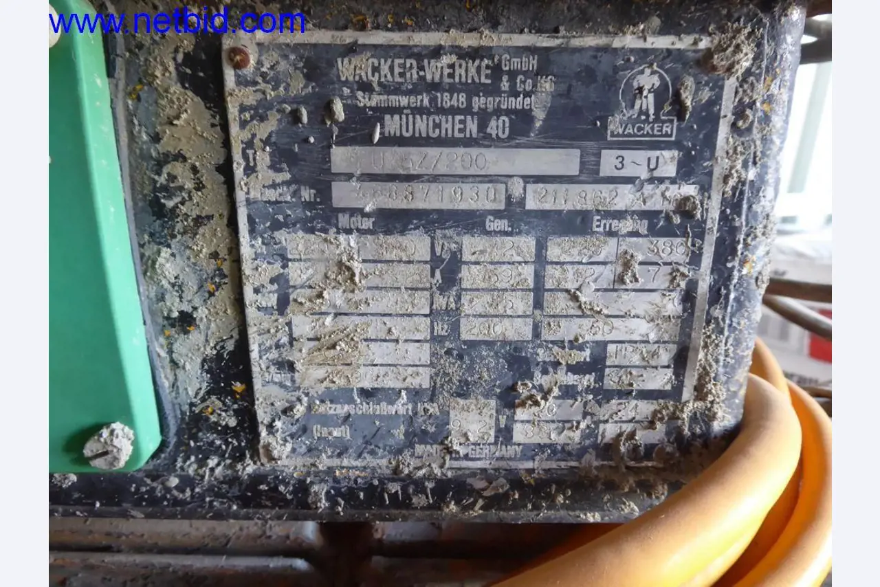 Stavební stroje, vozidla, kancelářské vybavení, kancelářské kontejnery-2