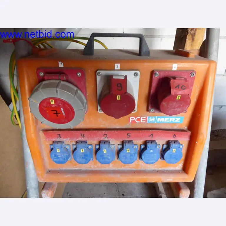 Stavební stroje, vozidla, kancelářské vybavení, kancelářské kontejnery-2