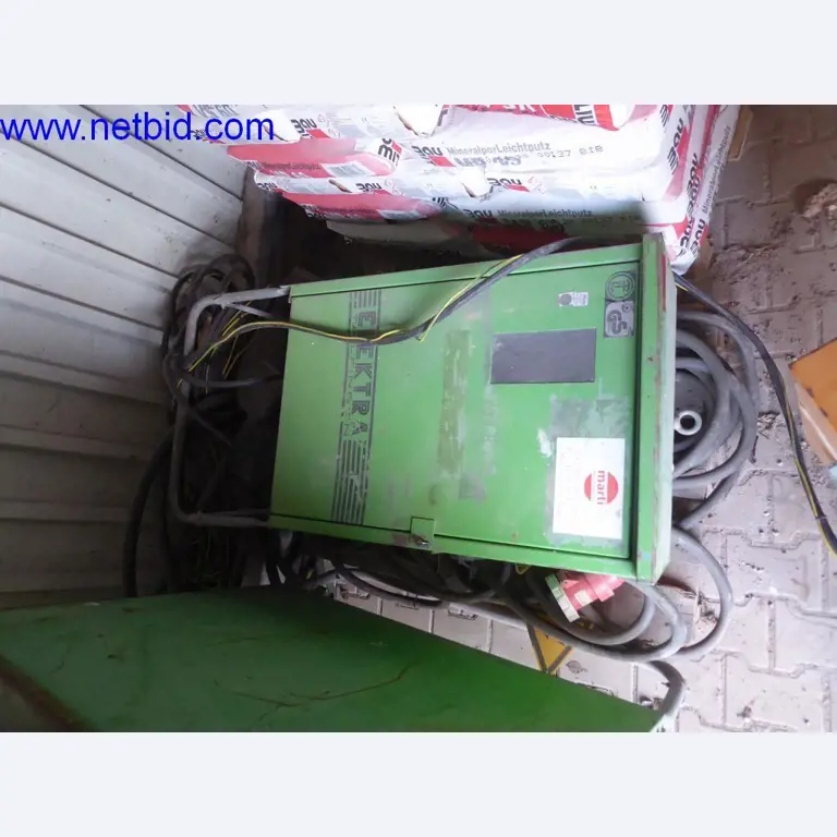 Baumaschinen, Fahrzeuge, Büroausstattung, Bürocontainer-1