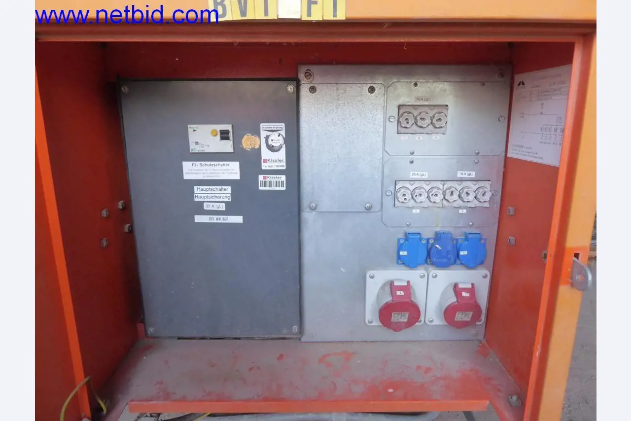 Maszyny budowlane, pojazdy, sprzęt biurowy, kontenery biurowe-2