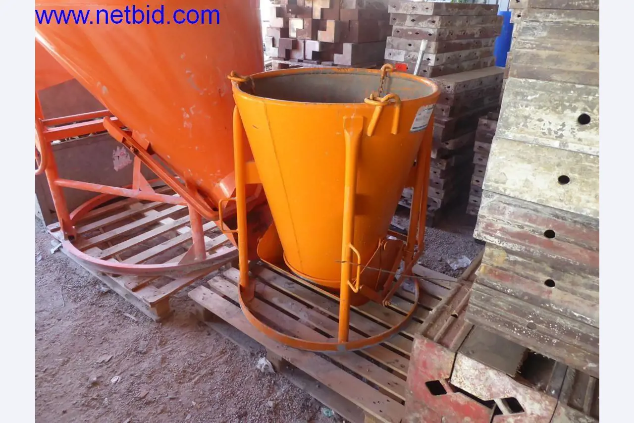 Stavební stroje, vozidla, kancelářské vybavení, kancelářské kontejnery-1