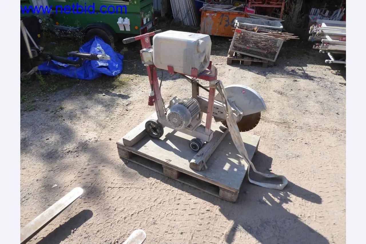 Stavební stroje, vozidla, kancelářské vybavení, kancelářské kontejnery-3