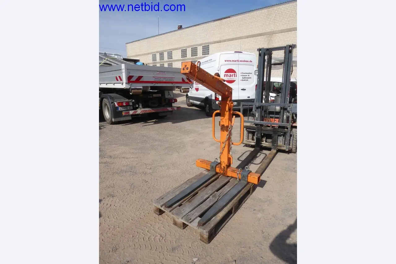 Stavební stroje, vozidla, kancelářské vybavení, kancelářské kontejnery-1