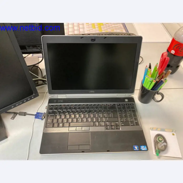 Stavební stroje, vozidla, kancelářské vybavení, kancelářské kontejnery-1