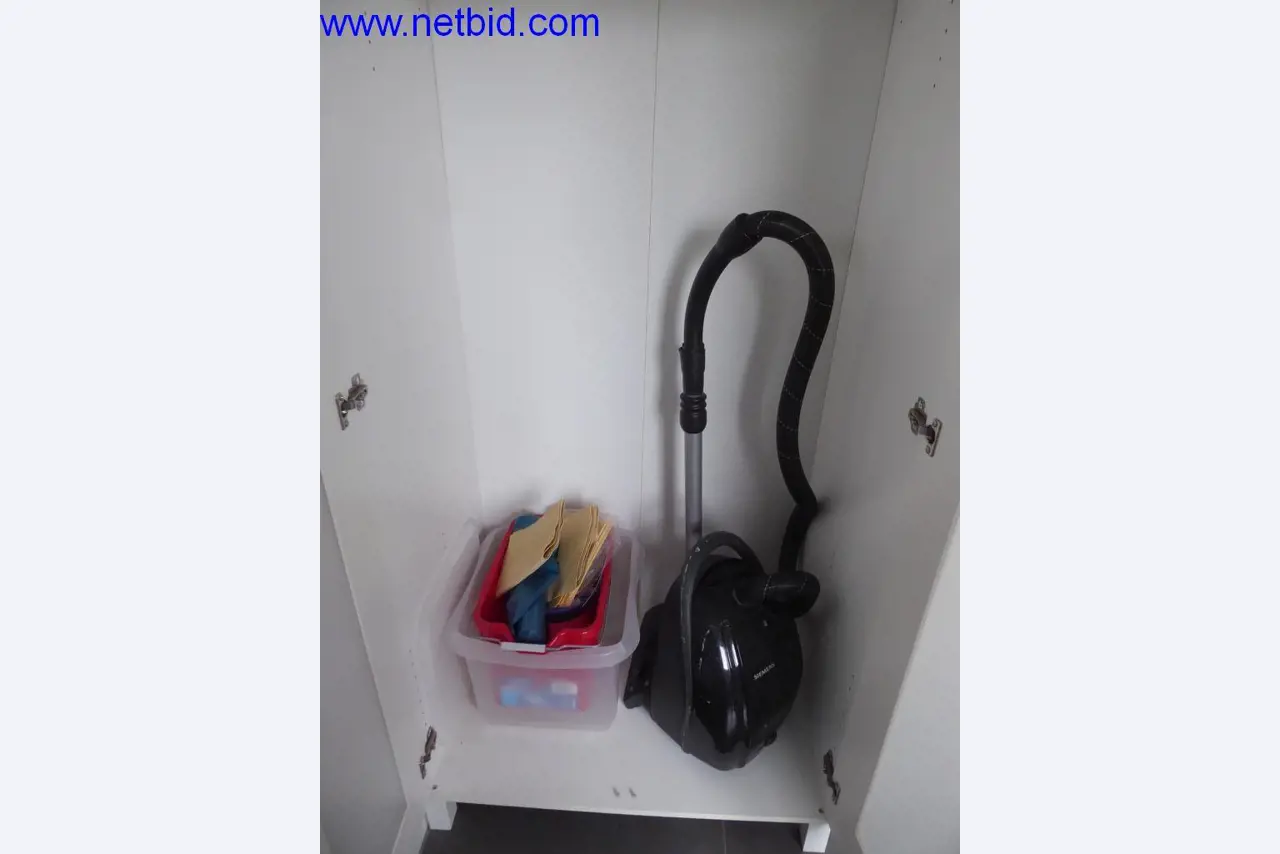 Baumaschinen, Fahrzeuge, Büroausstattung, Bürocontainer-2