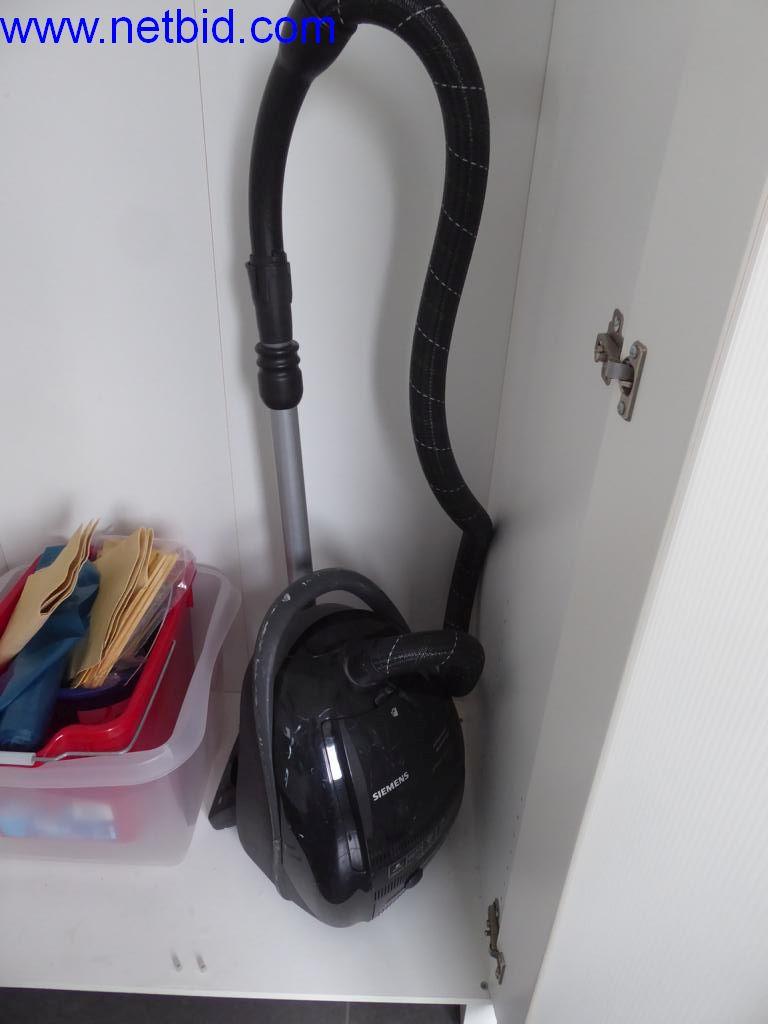 Stavební stroje, vozidla, kancelářské vybavení, kancelářské kontejnery-3