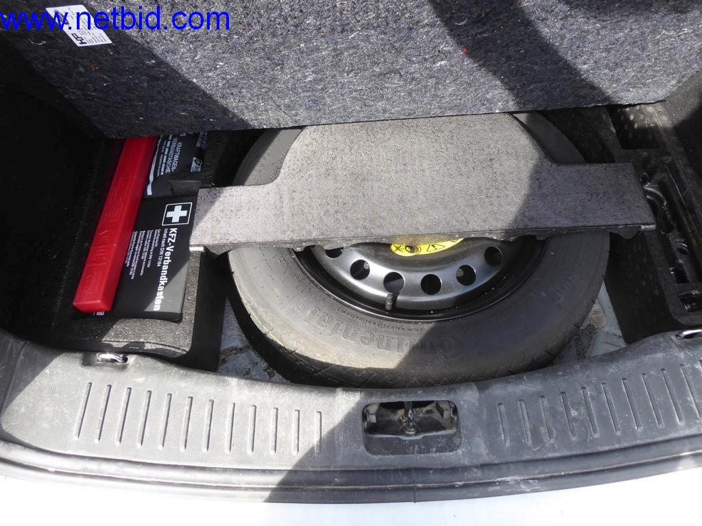 Maszyny budowlane, pojazdy, sprzęt biurowy, kontenery biurowe-12