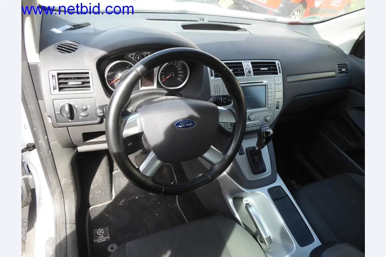 Bouwmachines, voertuigen, kantooruitrusting, kantoorcontainers-5