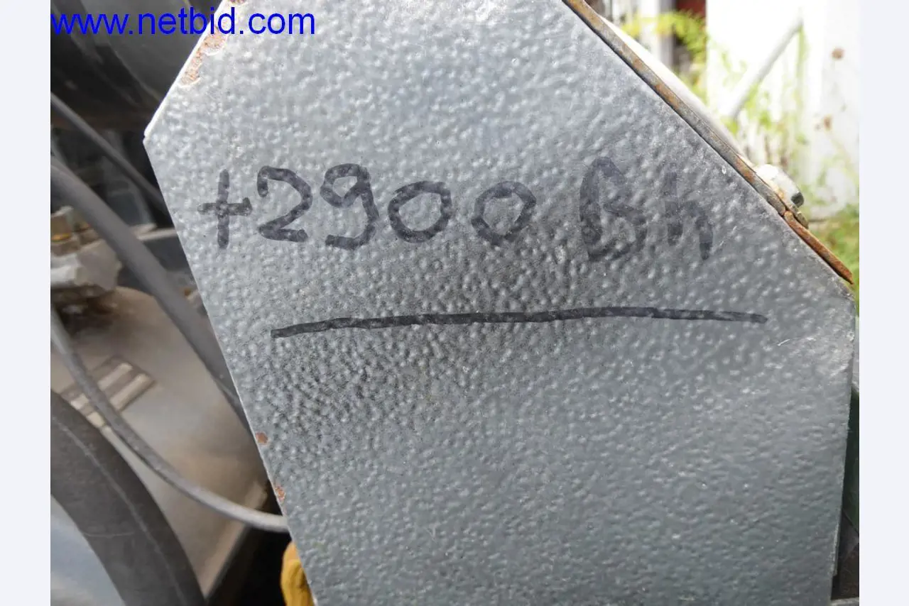 Bouwmachines, voertuigen, kantooruitrusting, kantoorcontainers-10