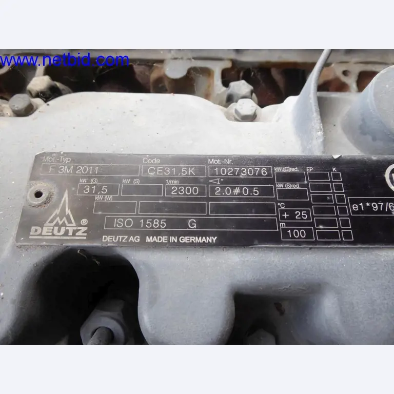 Bouwmachines, voertuigen, kantooruitrusting, kantoorcontainers-12