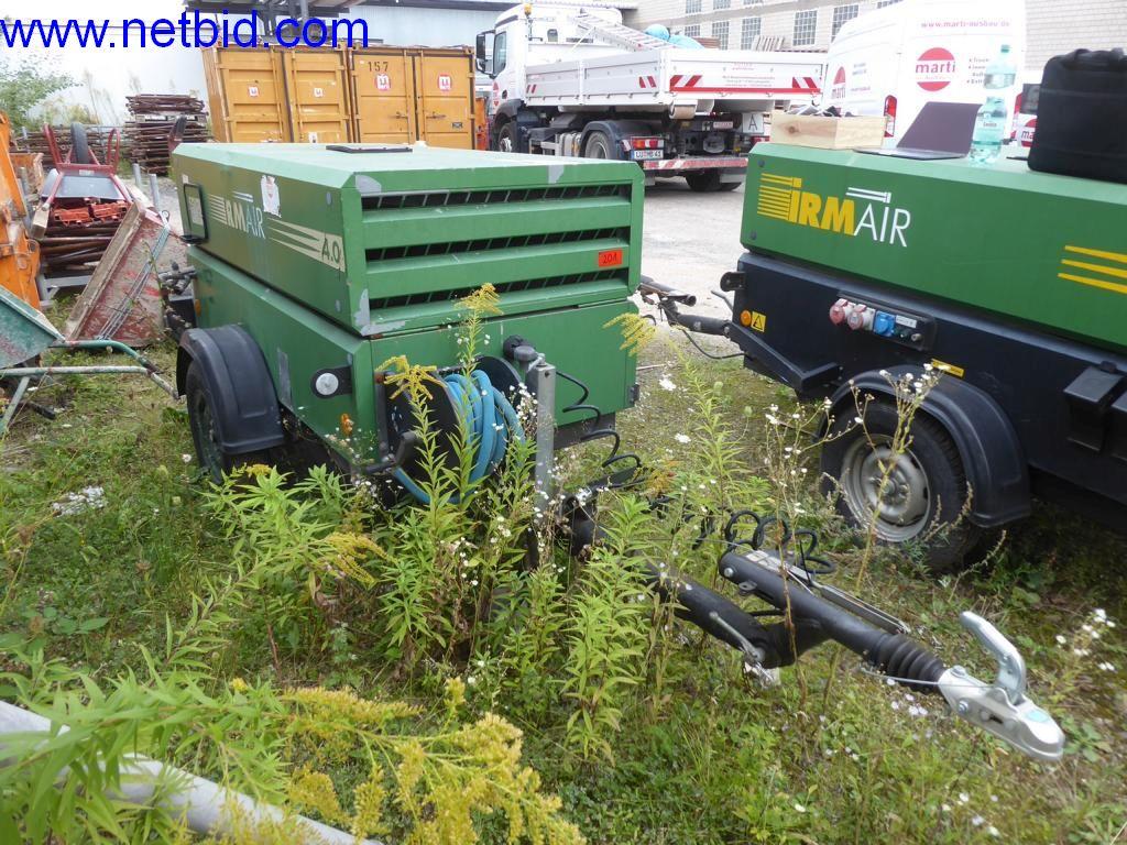 Maszyny budowlane, pojazdy, sprzęt biurowy, kontenery biurowe-2