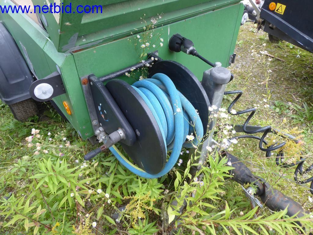 Maszyny budowlane, pojazdy, sprzęt biurowy, kontenery biurowe-4