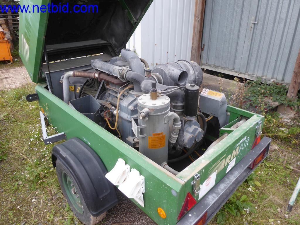 Maszyny budowlane, pojazdy, sprzęt biurowy, kontenery biurowe-8