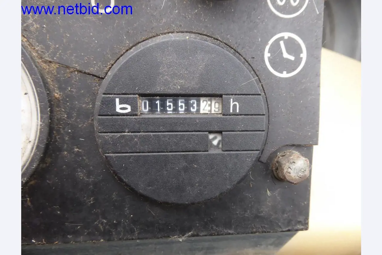 Bouwmachines, voertuigen, kantooruitrusting, kantoorcontainers-4