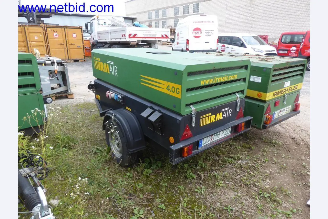 Bouwmachines, voertuigen, kantooruitrusting, kantoorcontainers-6