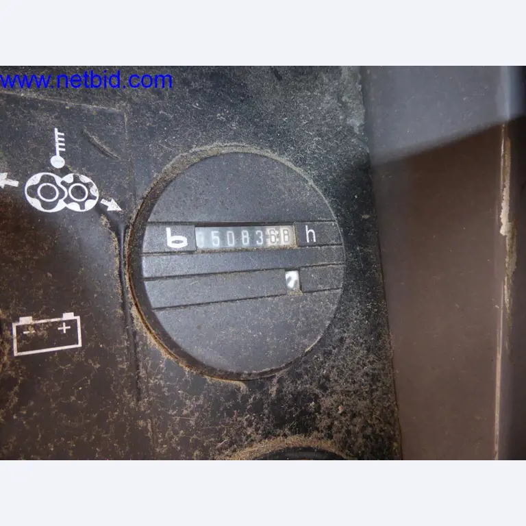 Bouwmachines, voertuigen, kantooruitrusting, kantoorcontainers-9