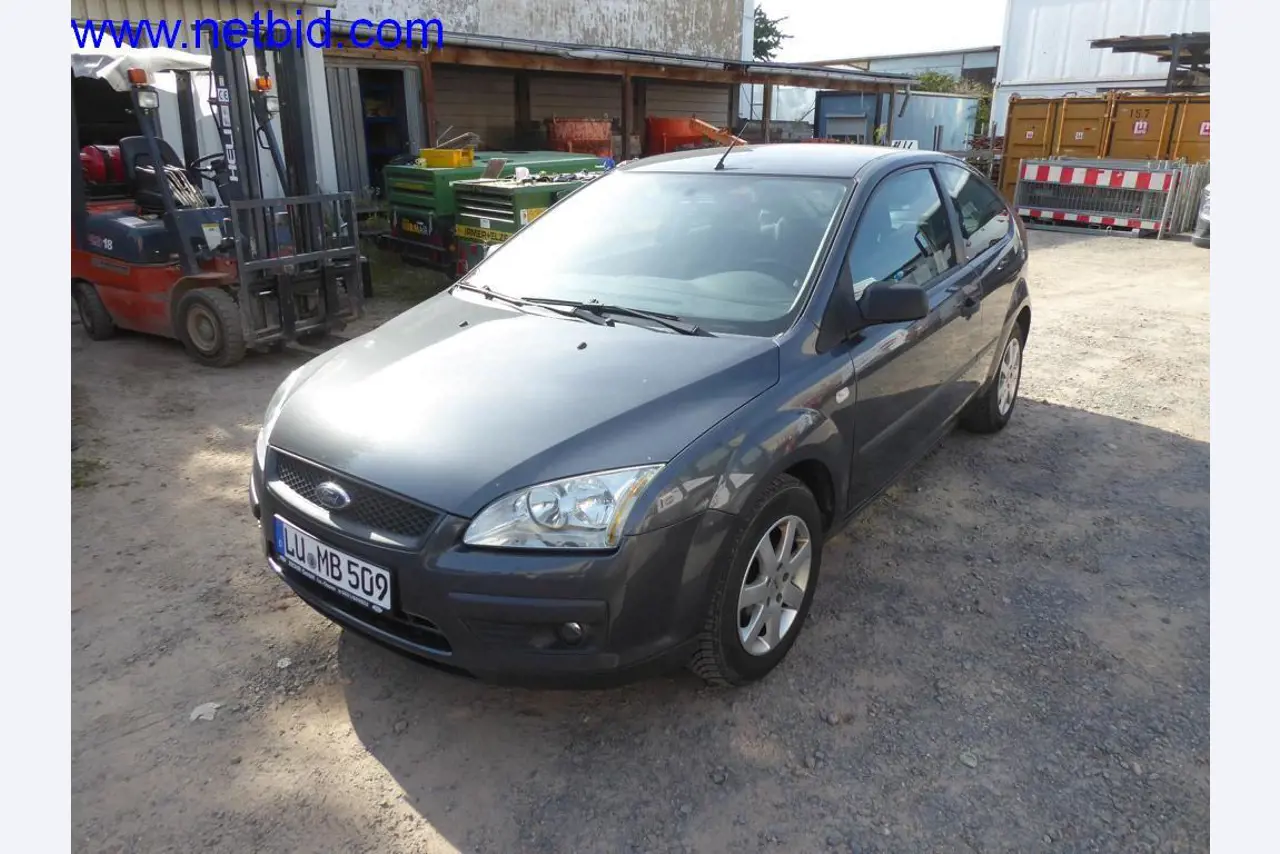 Bouwmachines, voertuigen, kantooruitrusting, kantoorcontainers-1