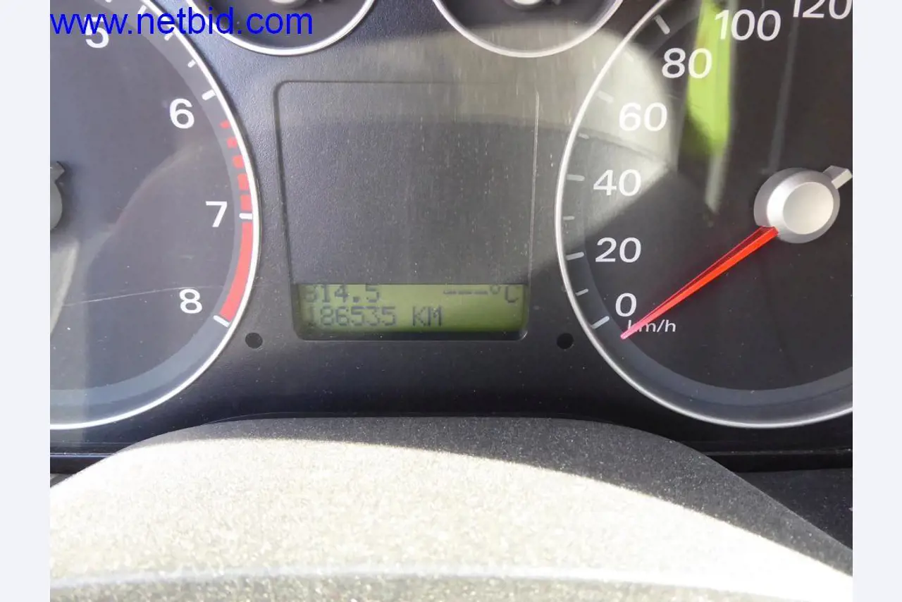 Bouwmachines, voertuigen, kantooruitrusting, kantoorcontainers-4