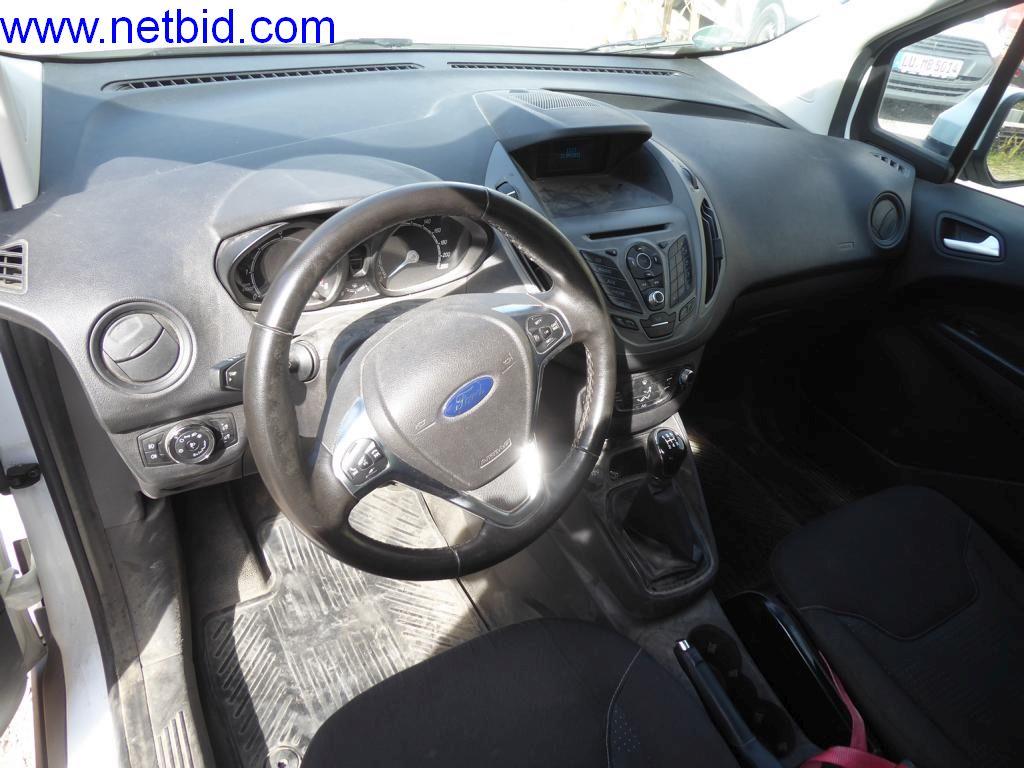 Maszyny budowlane, pojazdy, sprzęt biurowy, kontenery biurowe-10